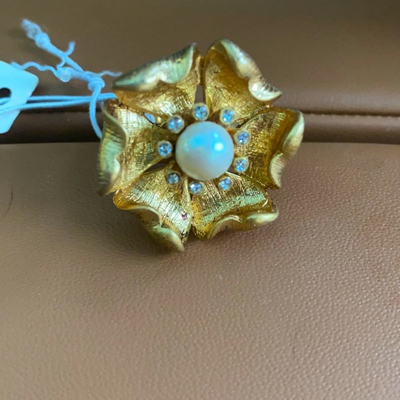 Stella and Dot Charlotte Ring - Picture 3 of 3